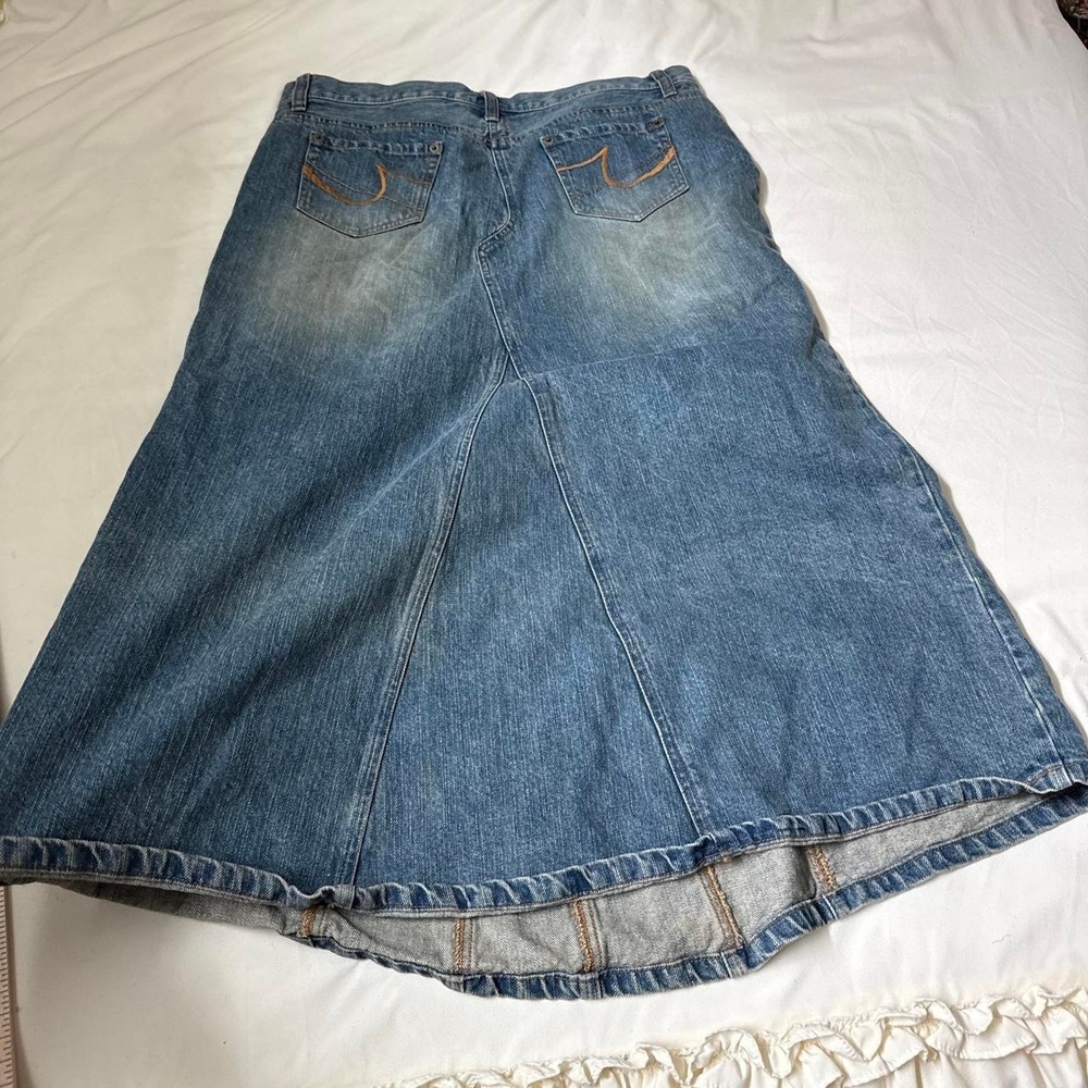 Jean maxi skirt  Y2K Izod size 16 medium wash denim maxi skirt - Picture 6 of 6